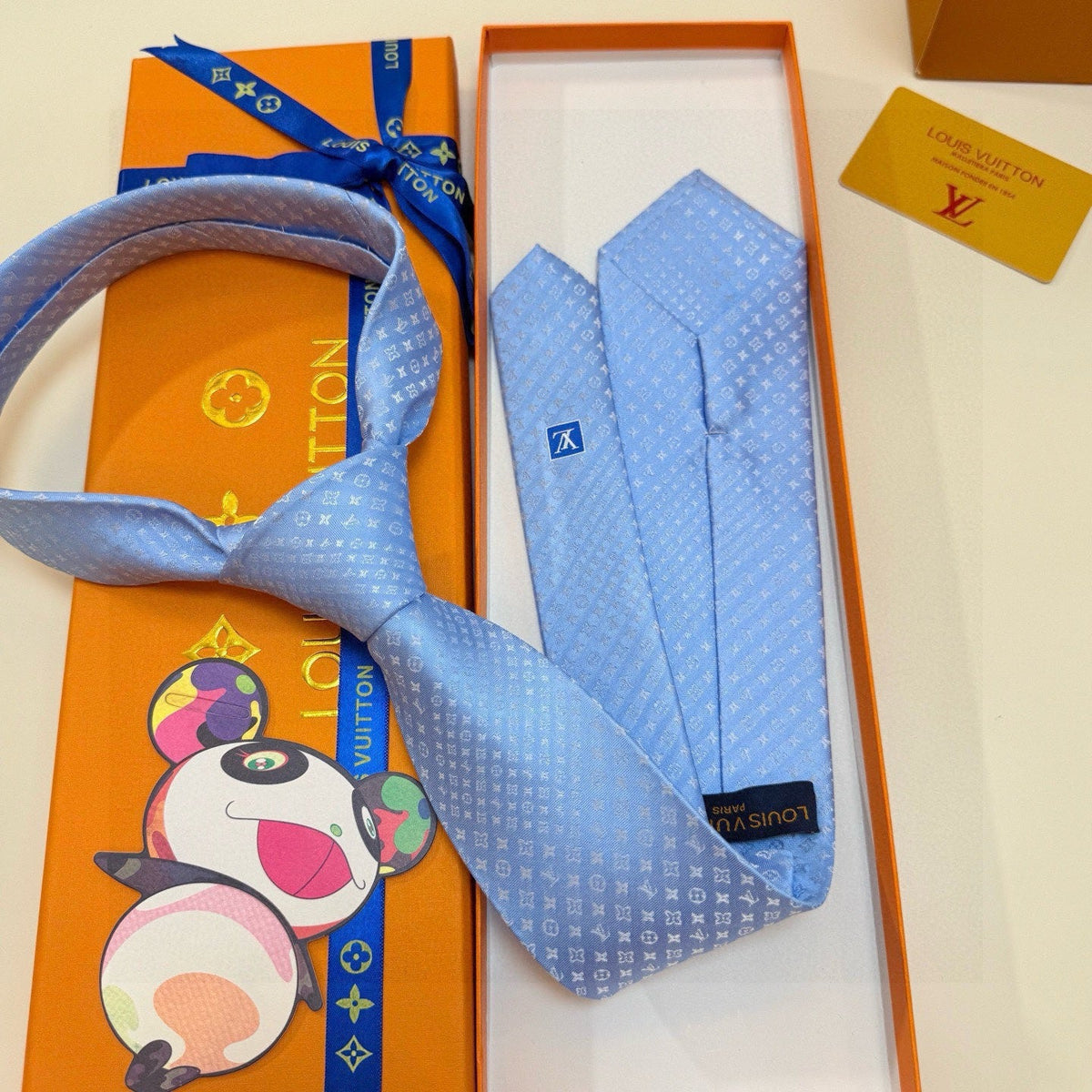 Louis Vuitton Style Men's Textured Silk Tie